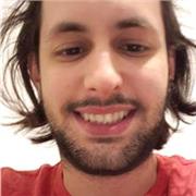 Professeur de mathématique qui donne des cours pour des étudiants du primaire au lycée